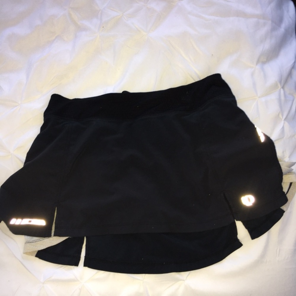 Athletic skirt